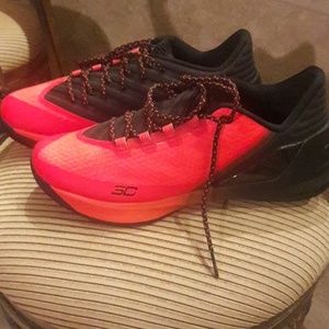 Under Armour Steph Curry 3 lows- Phoenix Fire